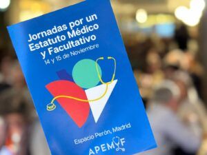 PHOTO 2025 11 14 18 10 58 300x225 - Unidad, cohesi&oacute;n y derechos: conclusiones de las jornadas de APEMYF por un Estatuto del M&eacute;dico